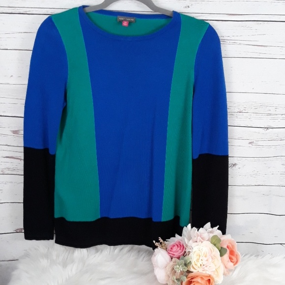 Vince Camuto Sweaters - ♥️ 5/$25 sweater small petite Vince Camuto